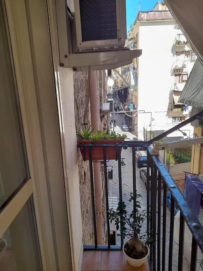 Home Sweet Home Napoli 0*,  Italia